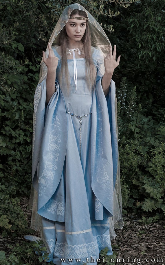 Medieval Wedding Dresses
